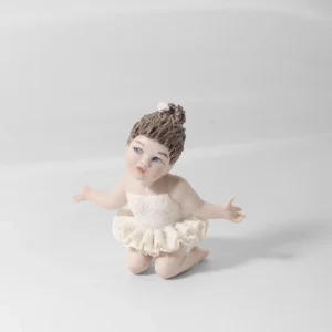 Statua in porcellana di ballerina in tutù